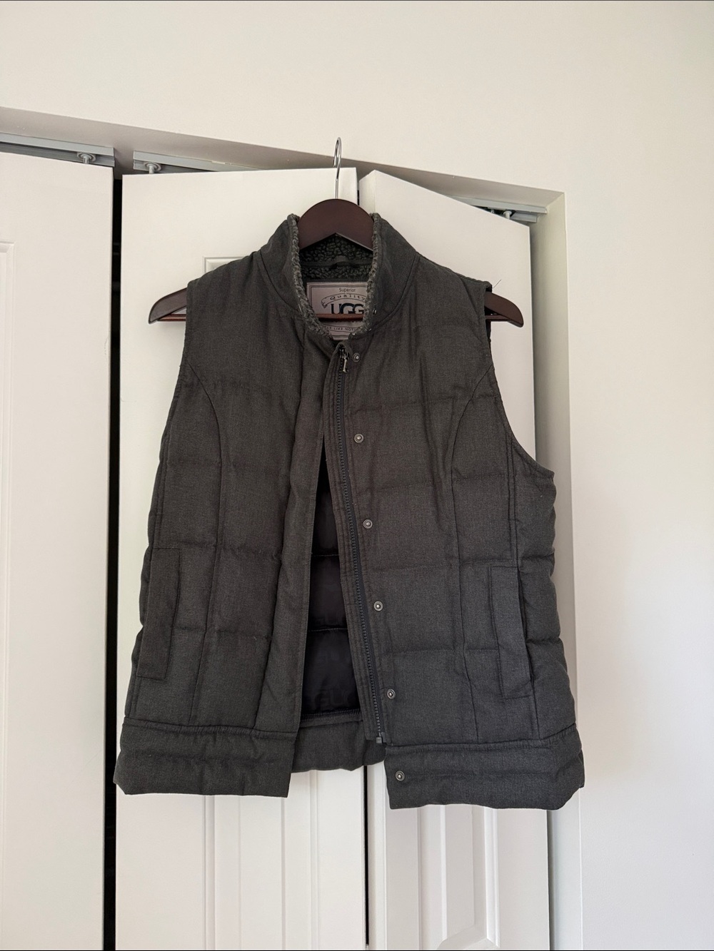 UGG Women's Dark Grey Quilted Insulated Vest